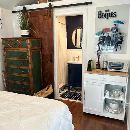 Adorable 1 Bedroom Cottage Nova York Exterior foto