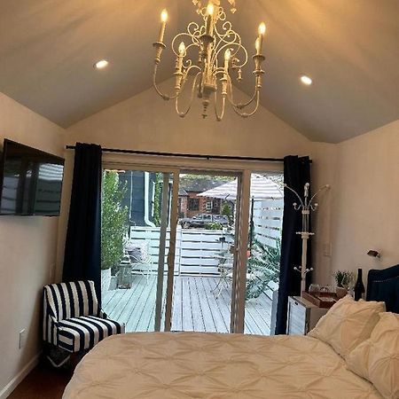 Adorable 1 Bedroom Cottage Nova York Exterior foto