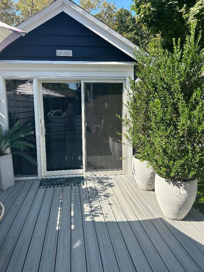Adorable 1 Bedroom Cottage Nova York Exterior foto
