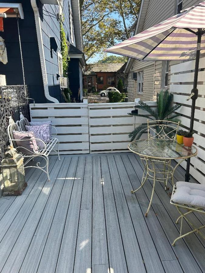 Adorable 1 Bedroom Cottage Nova York Exterior foto